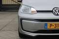Volkswagen up! 1.0 Airconditioning / Bluetooth / Navigatie via Ap Grijs - thumbnail 23