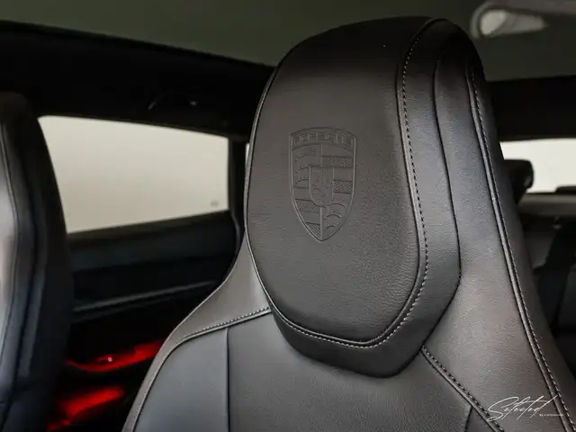 Porsche Taycan 4 Cross Turismo *LUFT*BOSE*PANO*MATRIX-LED* Ansicht 6