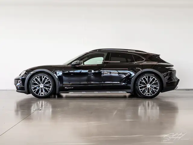 Porsche Taycan 4 Cross Turismo *LUFT*BOSE*PANO*MATRIX-LED* Ansicht 17