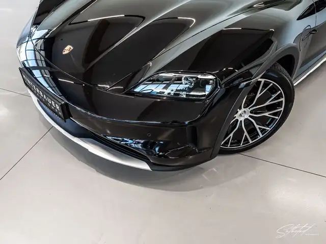 Porsche Taycan 4 Cross Turismo *LUFT*BOSE*PANO*MATRIX-LED* Ansicht 2