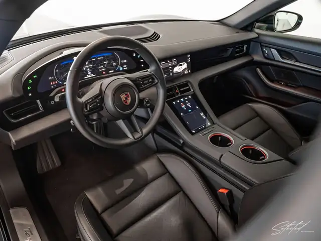 Porsche Taycan 4 Cross Turismo *LUFT*BOSE*PANO*MATRIX-LED* Ansicht 5