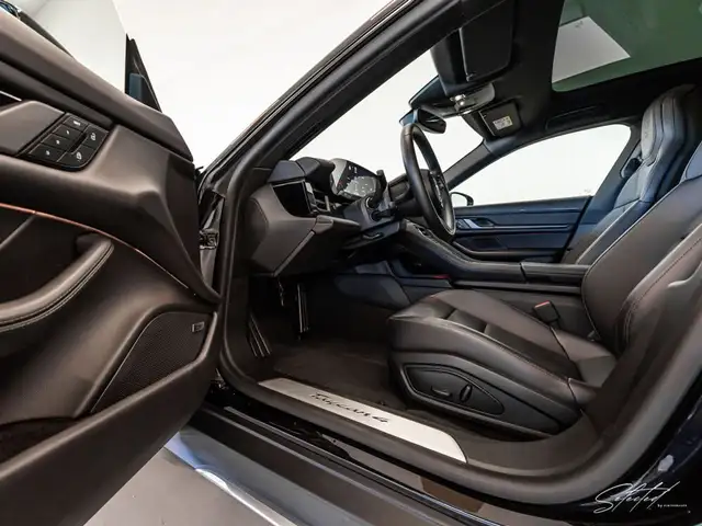 Porsche Taycan 4 Cross Turismo *LUFT*BOSE*PANO*MATRIX-LED* Ansicht 27