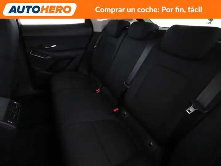 Jaguar E-Pace 2019, foto 15