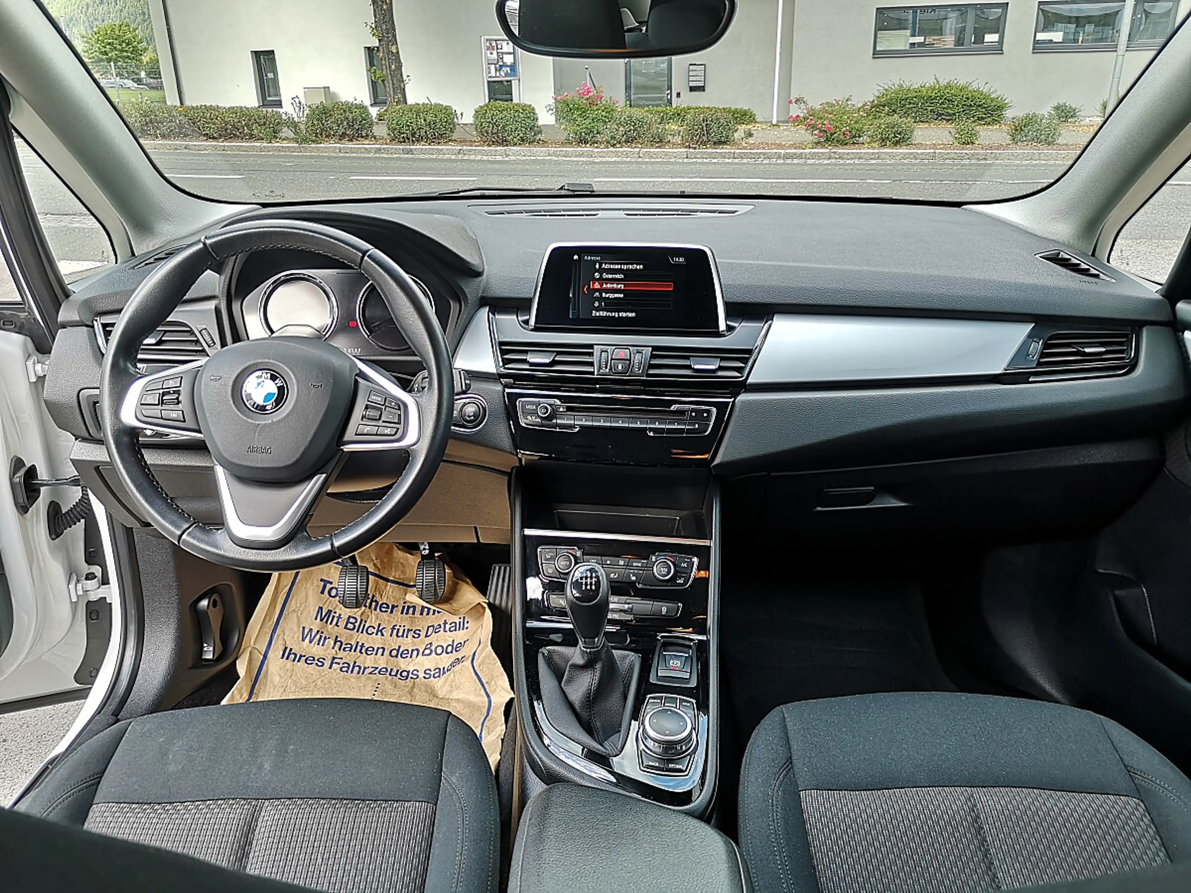 BMW 216 d Active Tourer Advantage — photo 10