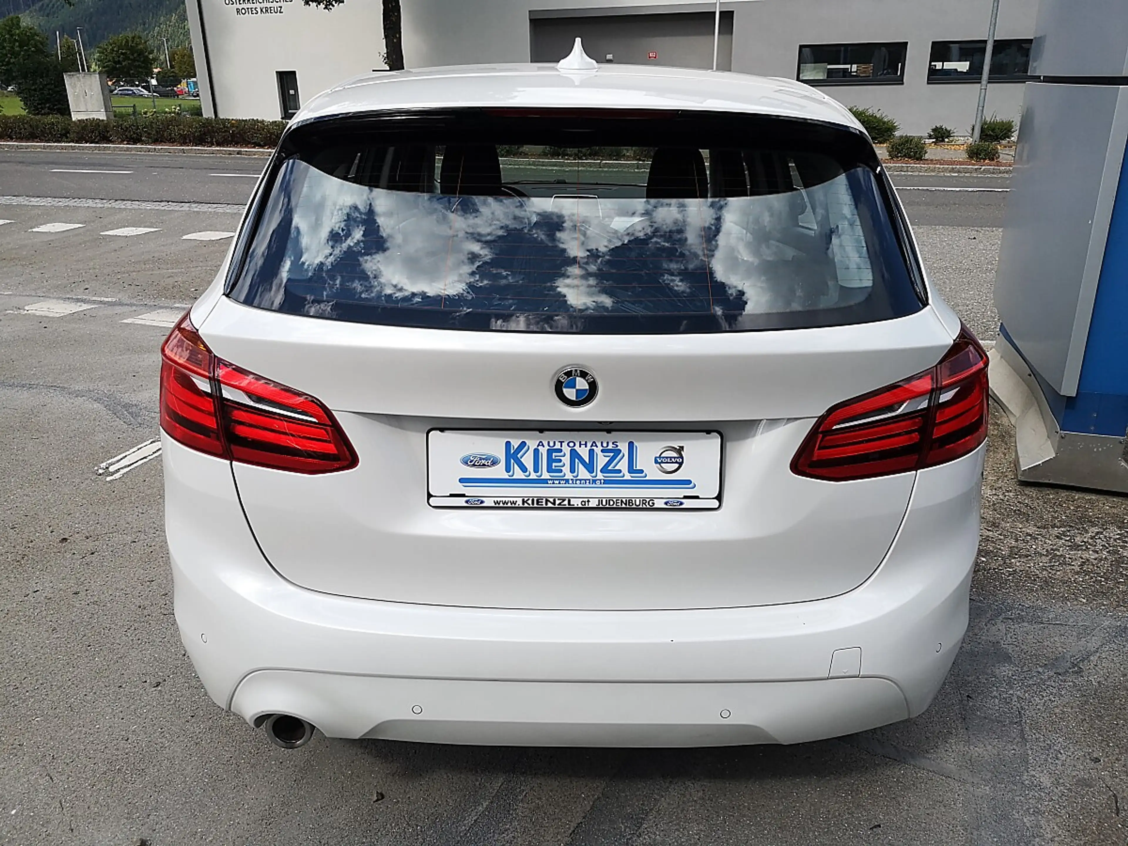 BMW 216 d Active Tourer Advantage — photo 4