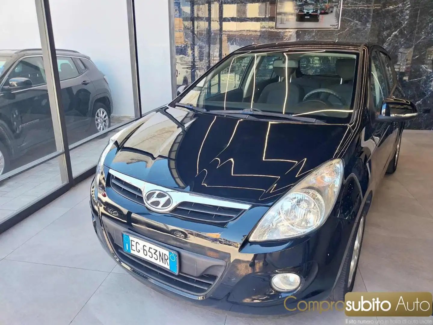 Hyundai i20 1.2 5p. Classic (Garanzia 12 Mesi) Nero - 2