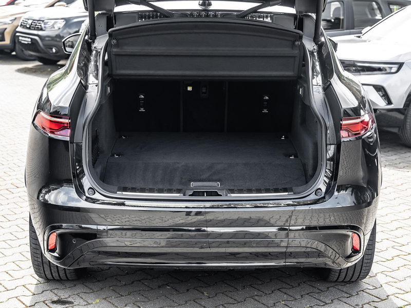 Jaguar F-Pace P400e AWD R-Dyn HSE Winter-Pkt. Pano Shz — photo 8