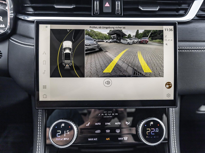 Jaguar F-Pace P400e AWD R-Dyn HSE Winter-Pkt. Pano Shz — photo 14