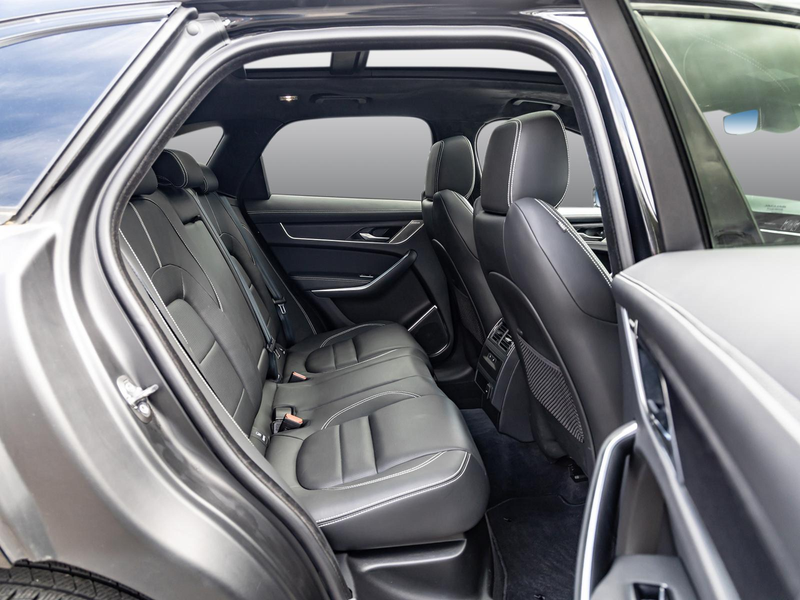 Jaguar F-Pace P400e AWD R-Dyn HSE Winter-Pkt. Pano Shz — photo 5