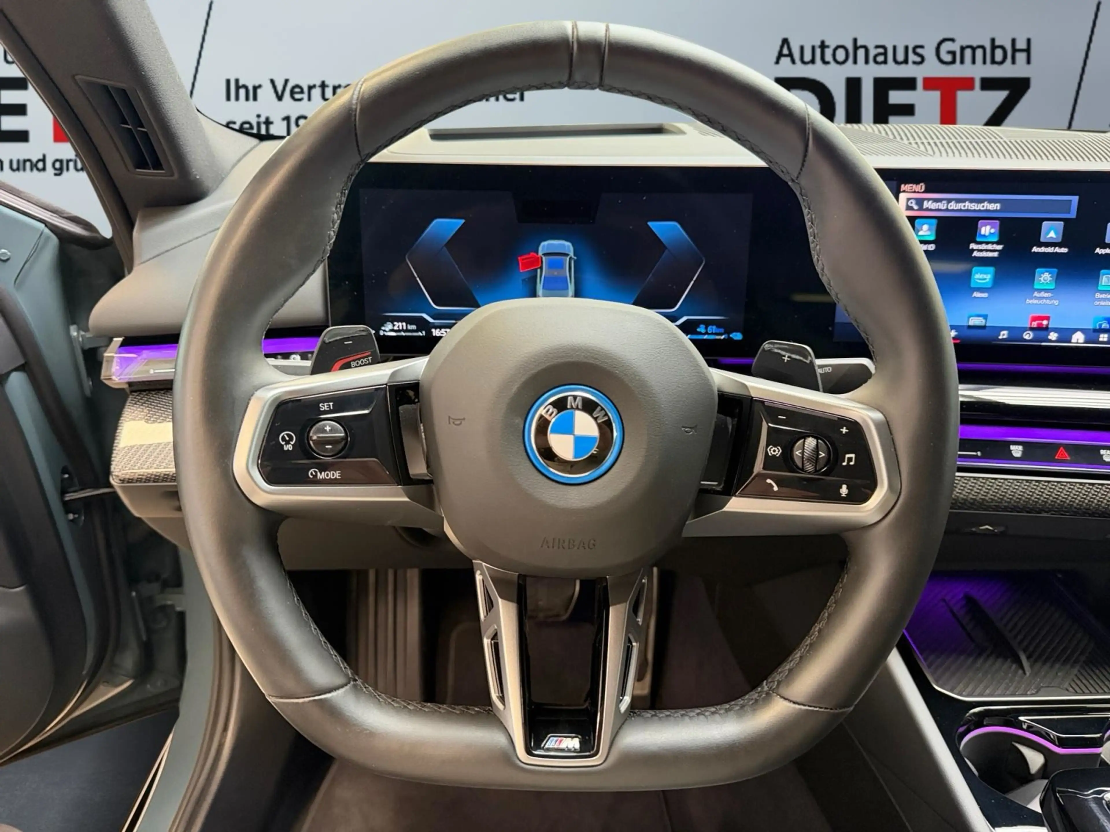 BMW 550 e xDrive M-Sport*LED*PANO*ACC*360*HUD*B&W — photo 12