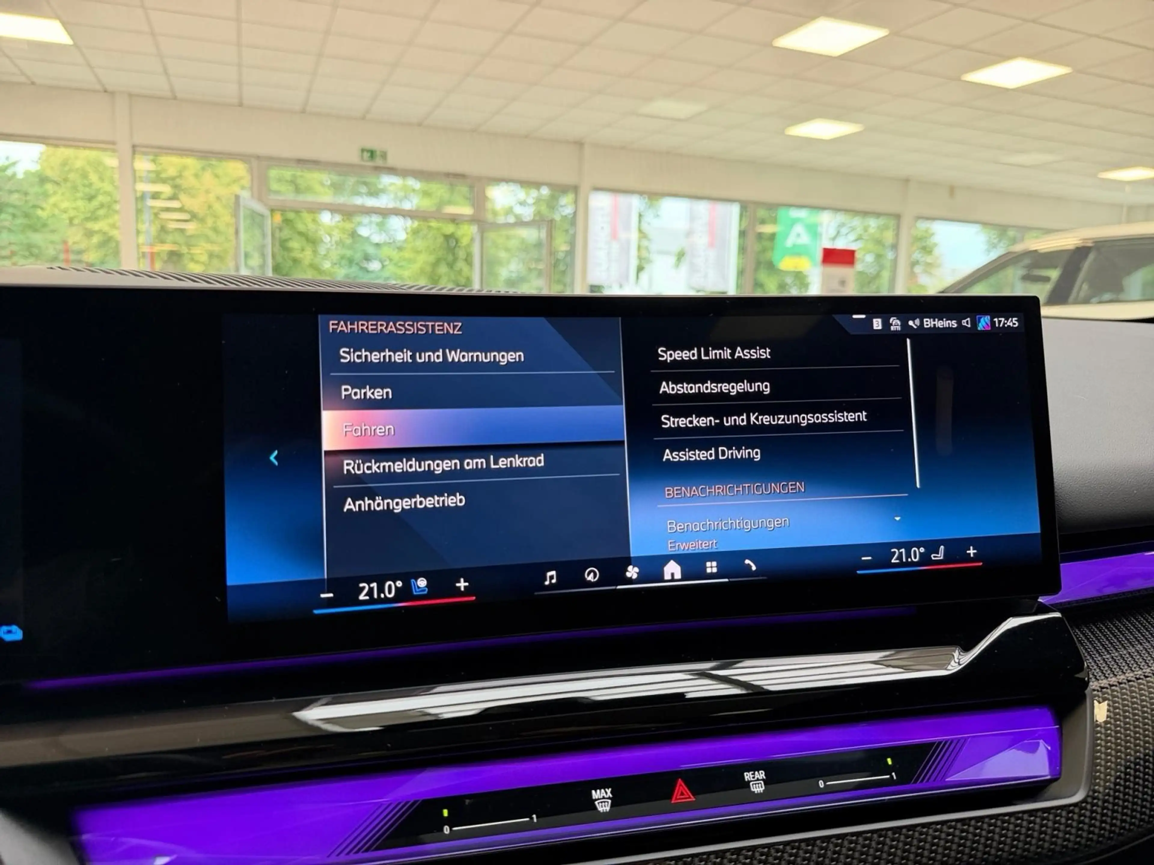BMW 550 e xDrive M-Sport*LED*PANO*ACC*360*HUD*B&W — photo 27