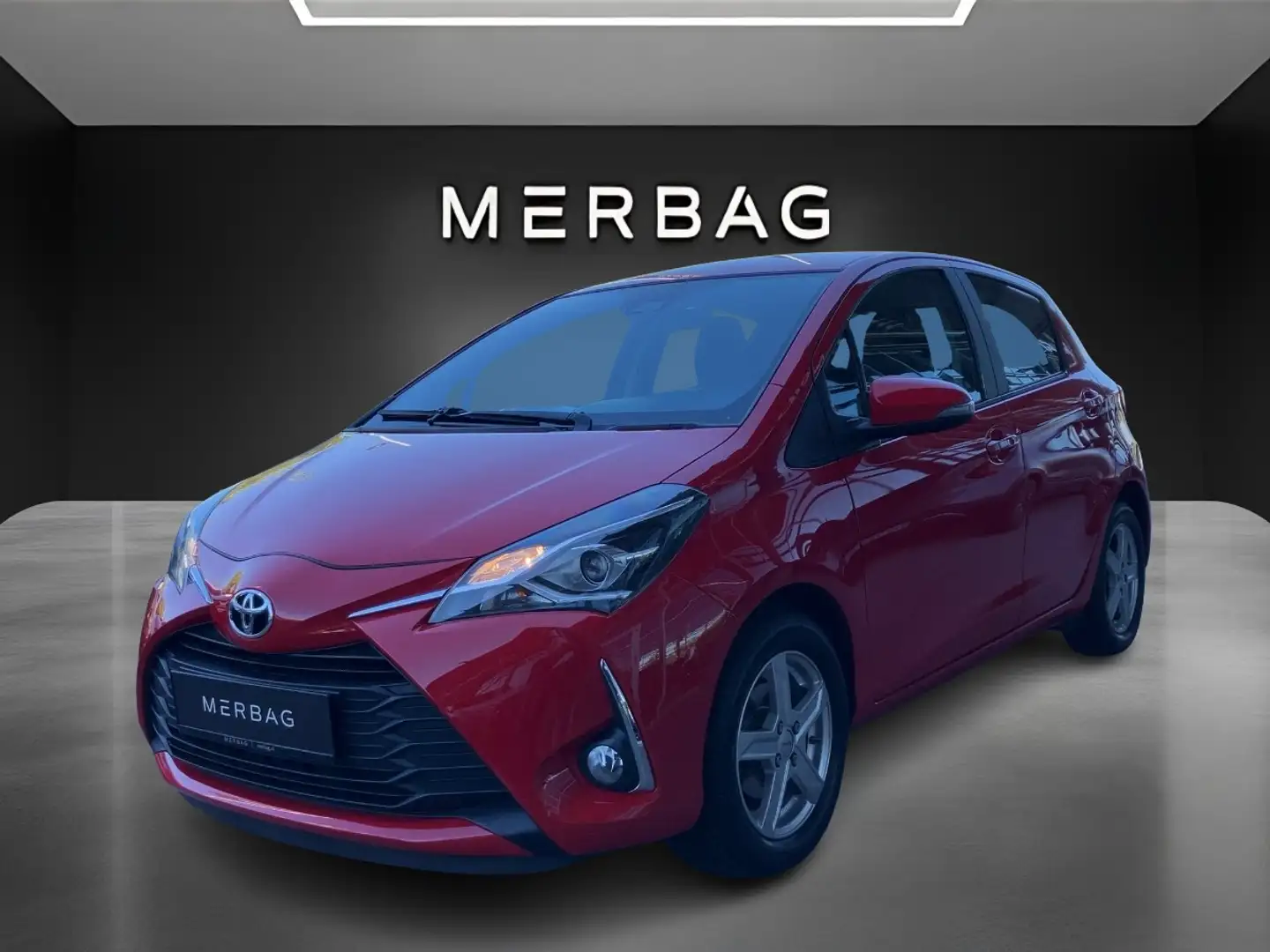 Toyota Yaris TOYOTA YARIS 1,0 VVT Roşu - 1
