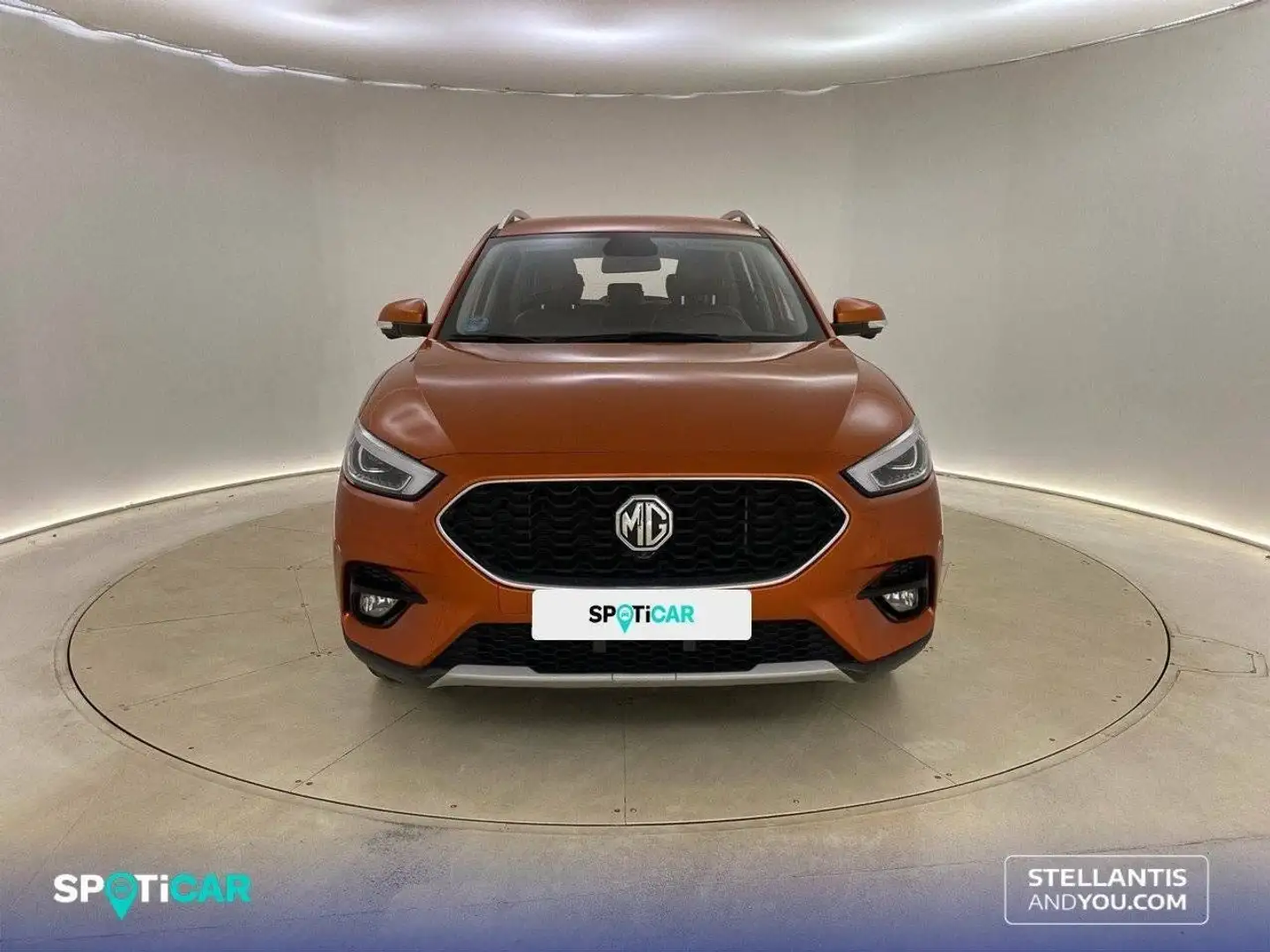 MG ZS 1.5 Luxury Grau - 2