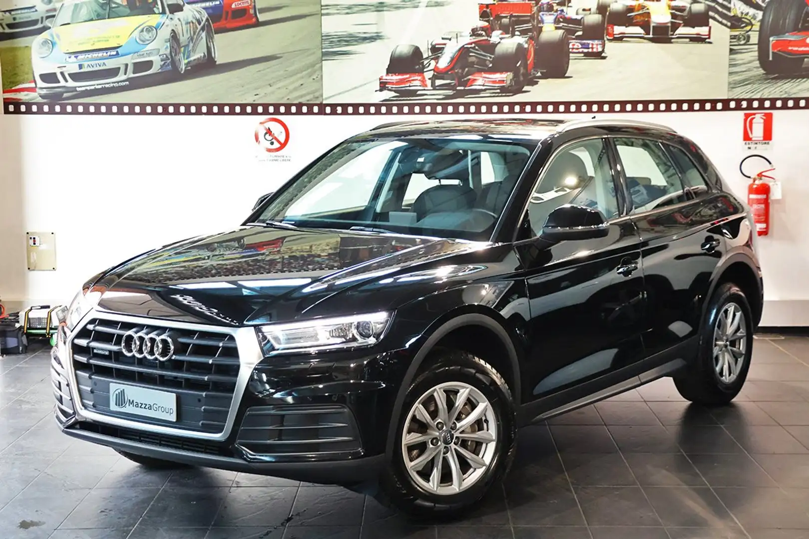 Audi Q5 45 TFSI Quattro S-Tronic Business -NAVI/TELECAMERA Fekete - 1