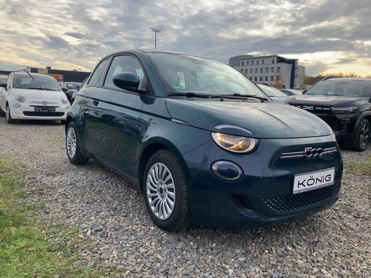 Fiat 500e MY23 118PS 42kWh KLIMA*CARPLAY*TEMPOMAT*DAB Grün - 2