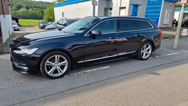 Volvo V90 view 5