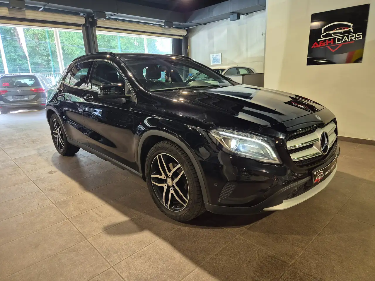 Mercedes-Benz GLA 200