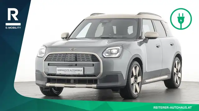 MINI Countryman E