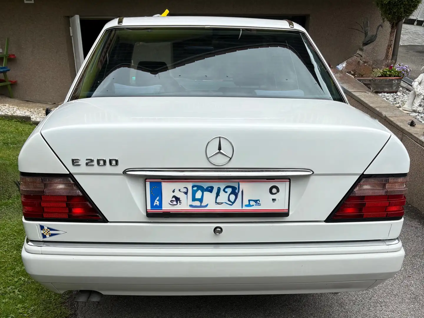 Mercedes-Benz E 200 E 200 Weiß - 2
