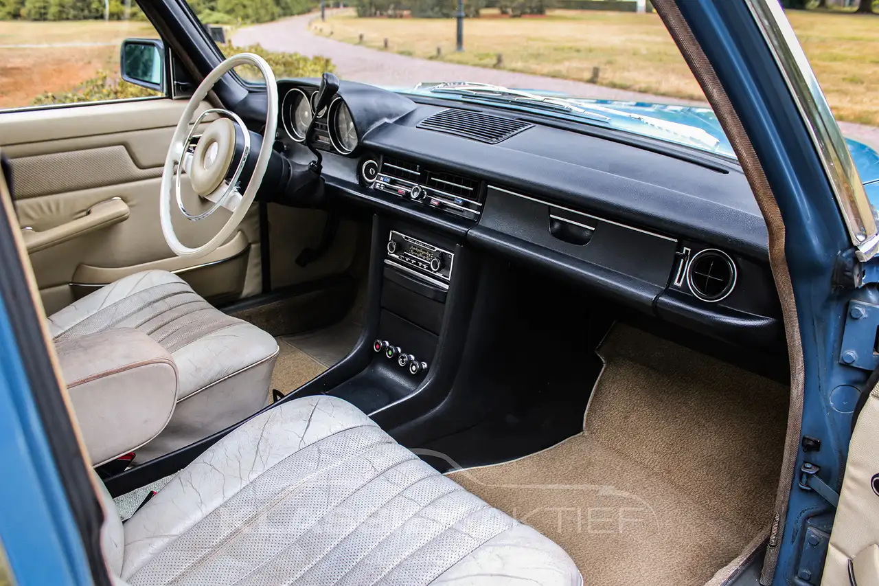 Mercedes-Benz 200, foto 4