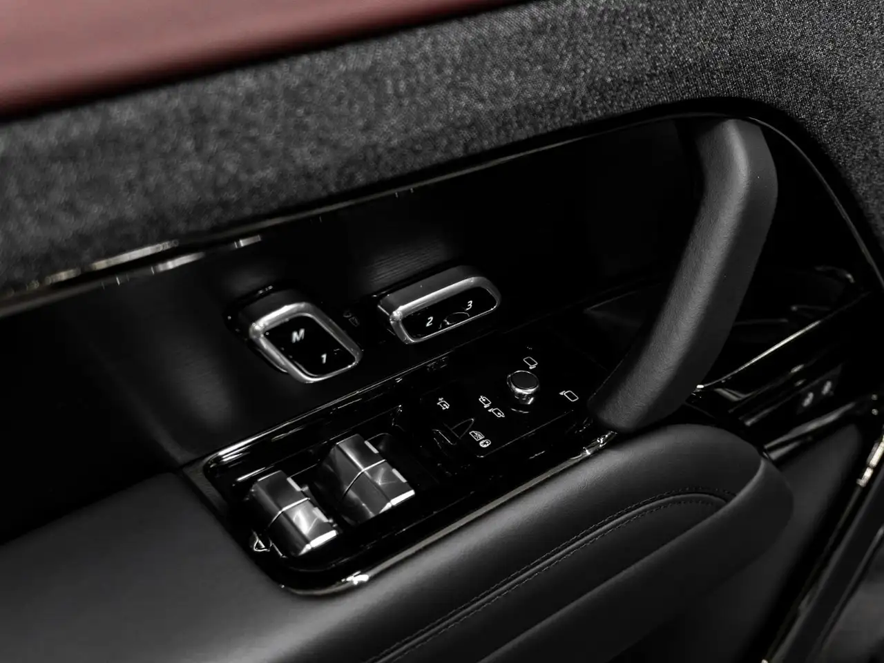 Land Rover Range Rover Sport снимка Land Rover Range Rover Sport