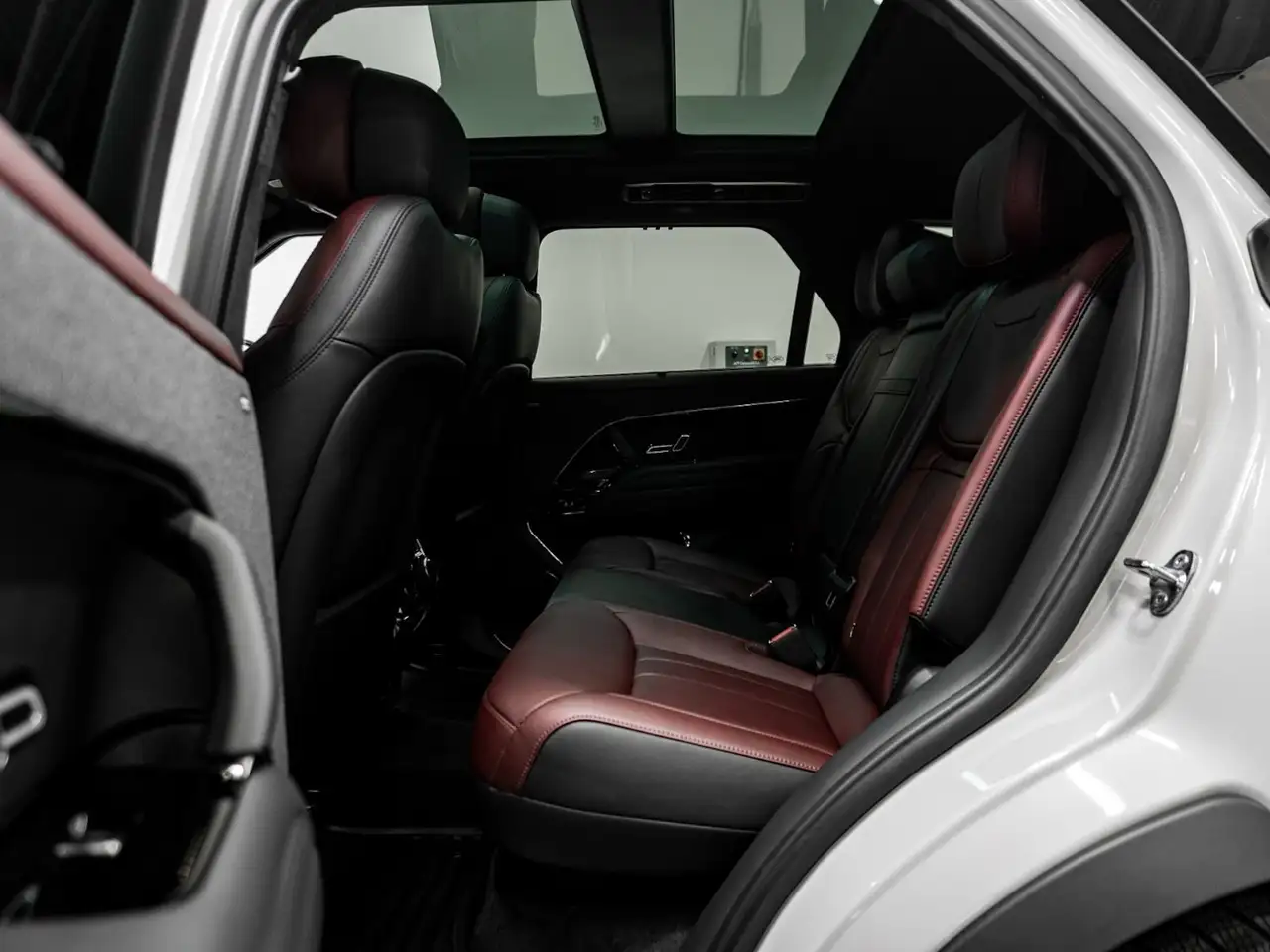 Land Rover Range Rover Sport снимка Land Rover Range Rover Sport
