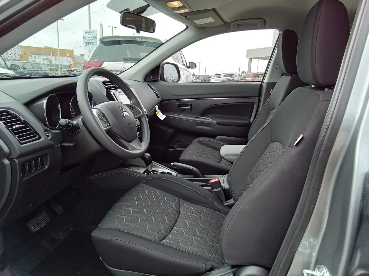 Mitsubishi RVR снимка Mitsubishi RVR