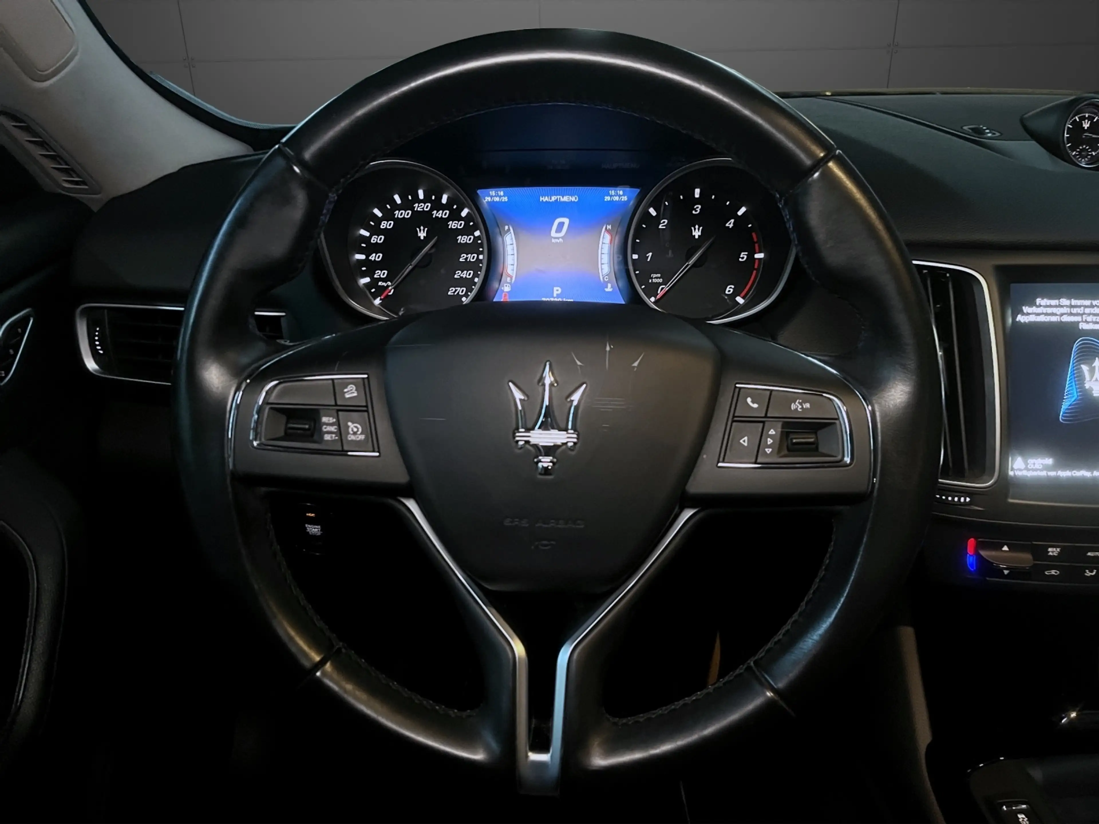 Maserati Levante Diesel MY20 — photo 8