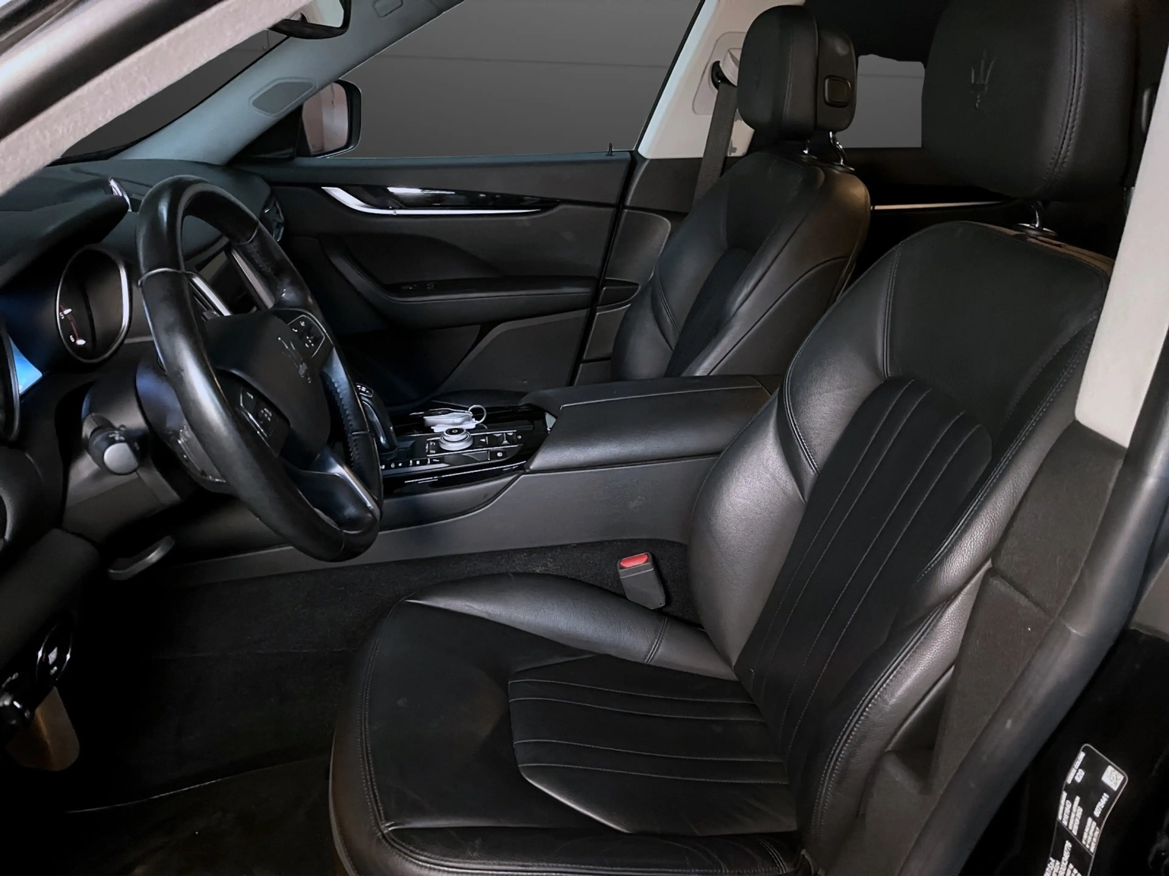 Maserati Levante Diesel MY20 — photo 6