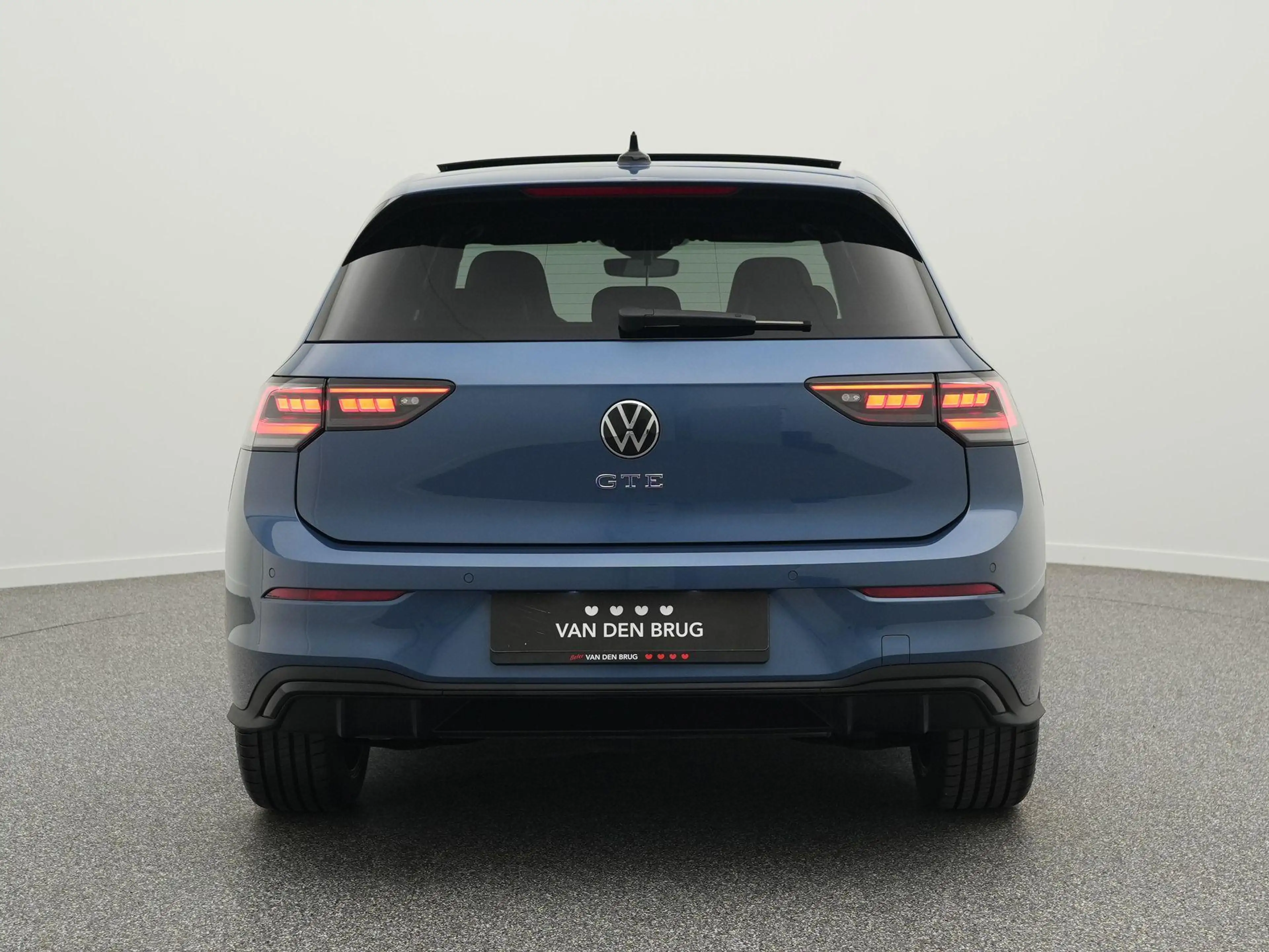 Volkswagen Golf GTE 1.5 eHybrid 272 PK | Panoramadak | Trekhaak | DCC — photo 6