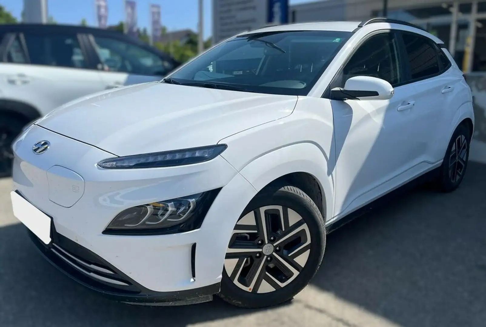 Hyundai KONA E-KONA *Edition 30+* 39kWH Weiß - 1