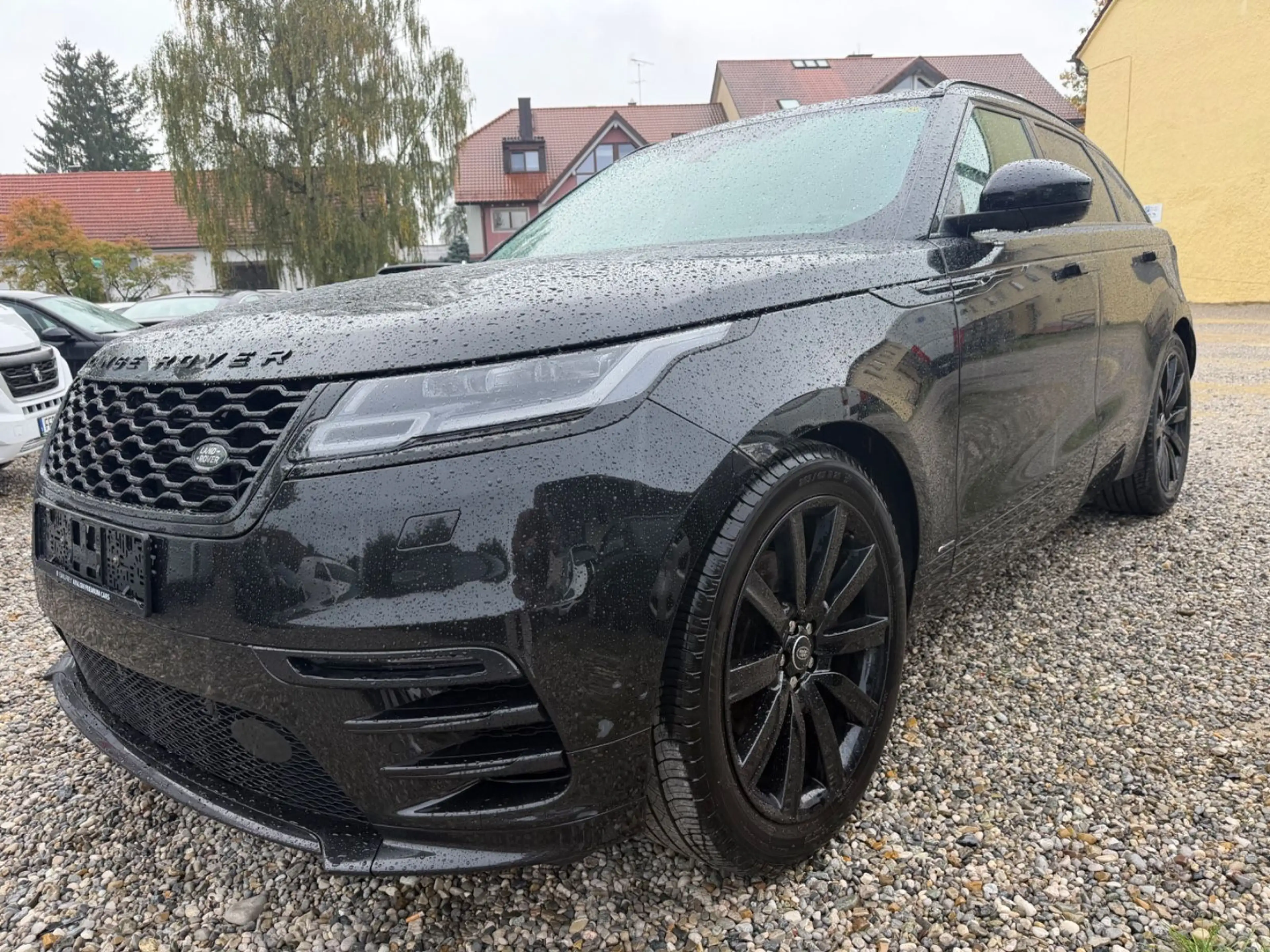 Land Rover Range Rover Velar R-Dynamic SE — photo 6