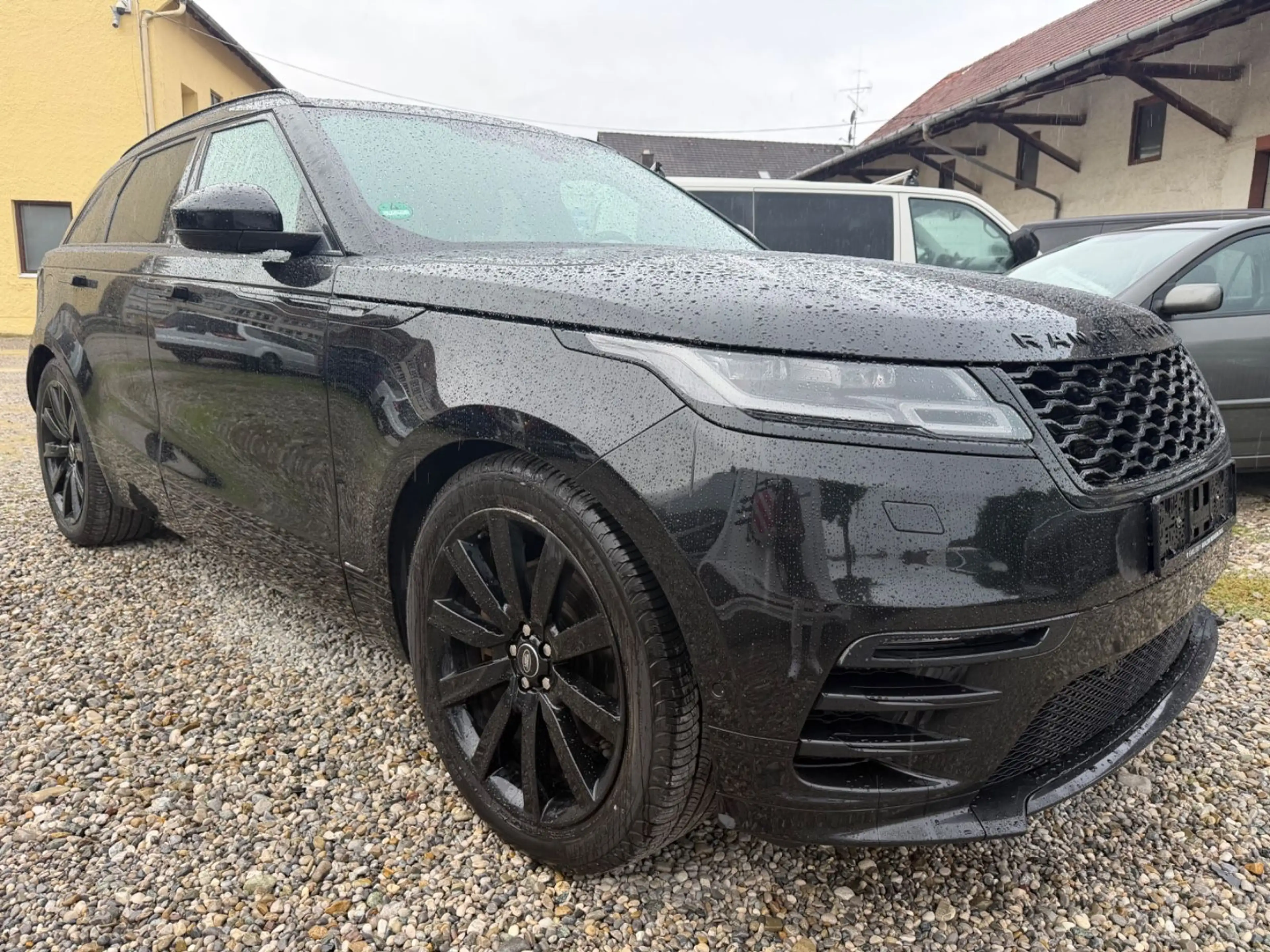 Land Rover Range Rover Velar R-Dynamic SE — photo 5