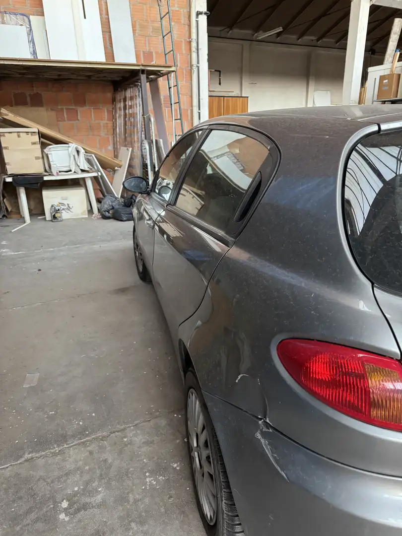 Alfa Romeo 147 5p 1.6 ts Distinctive 105cv - 2