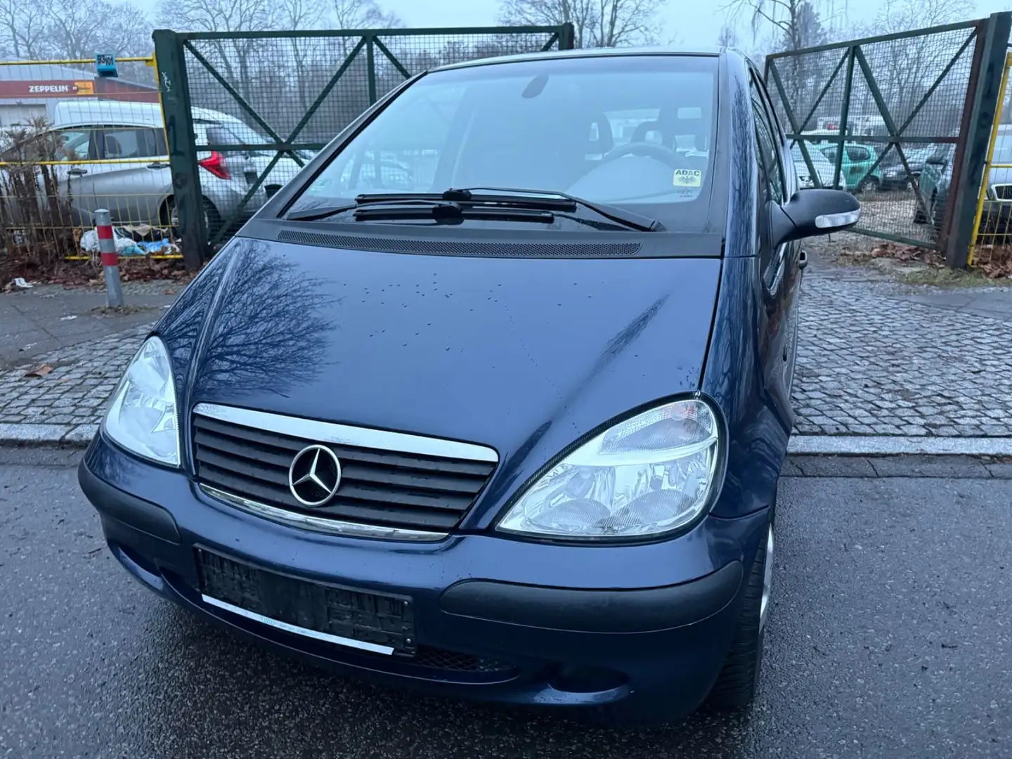 Mercedes-Benz A 160 L      ELEGANCE Blau - 1