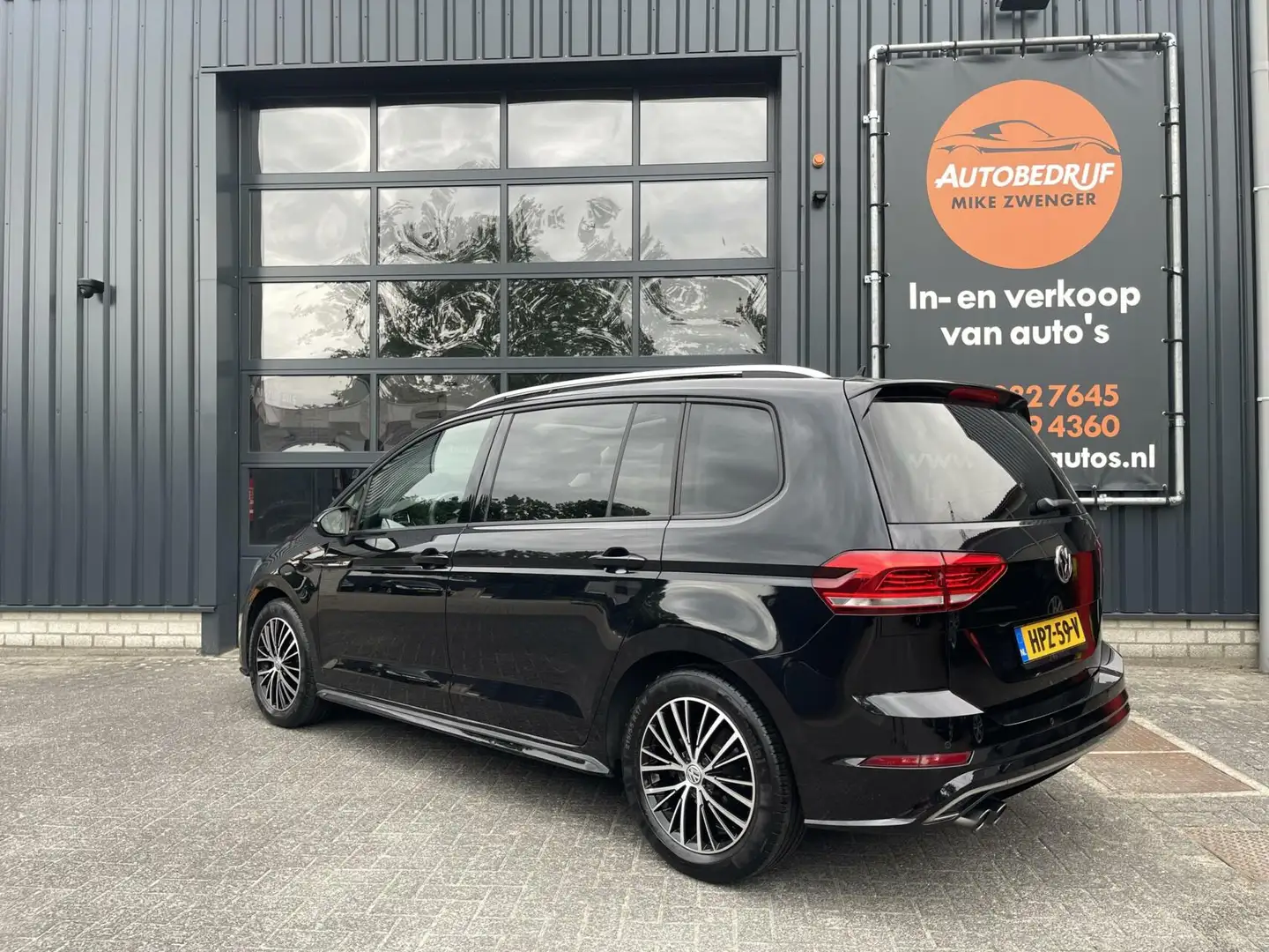 Volkswagen Touran 1.4 TSI AUT. R-Line PANORAMADAK|ADAPTIEF CRUISE CO Noir - 2