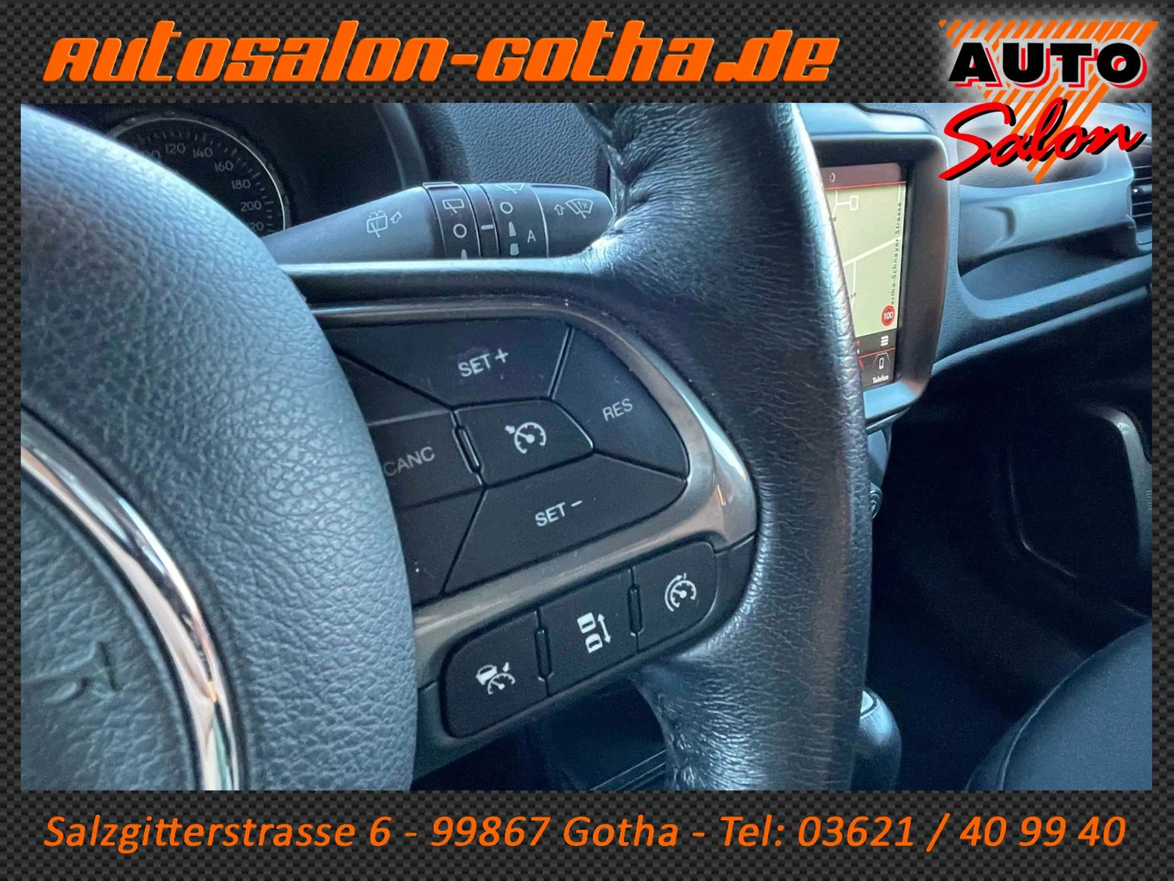 Jeep Renegade Limited AUTOMATIK XENON+NAV AHK CAM SHZ — photo 14