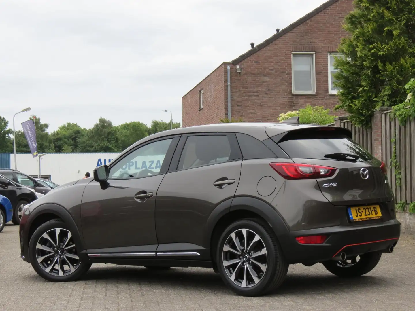 Mazda CX-3 2.0 SkyActiv-G 120 GT-M AUTOMAAT | HEAD-UP DISPLAY Коричневий - 2