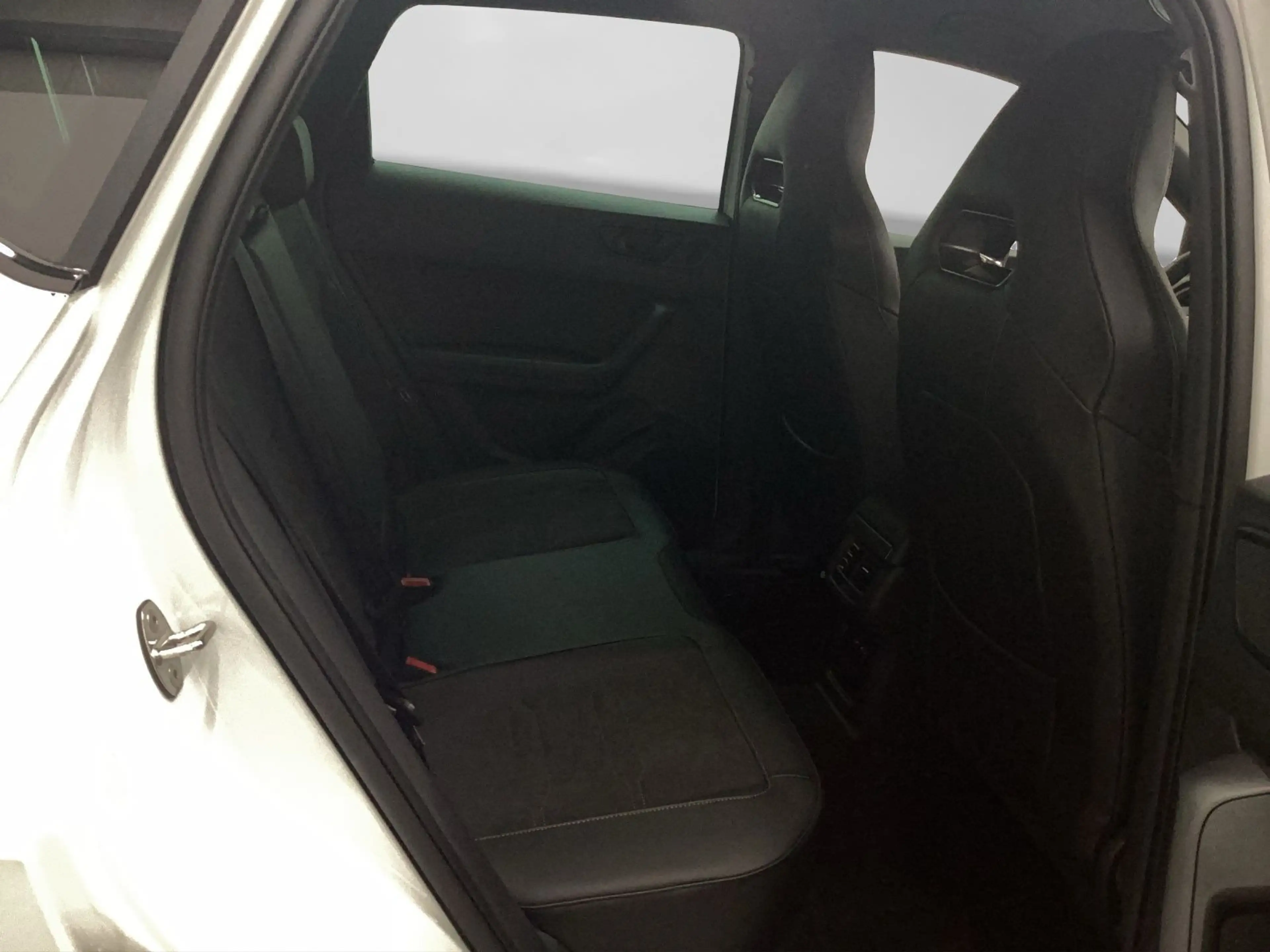 CUPRA Ateca 2.0 TSI DSG VZ 4DRIVE AREA VIEW NAVI AHK L — photo 6