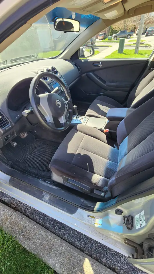 Nissan Altima снимка Nissan Altima
