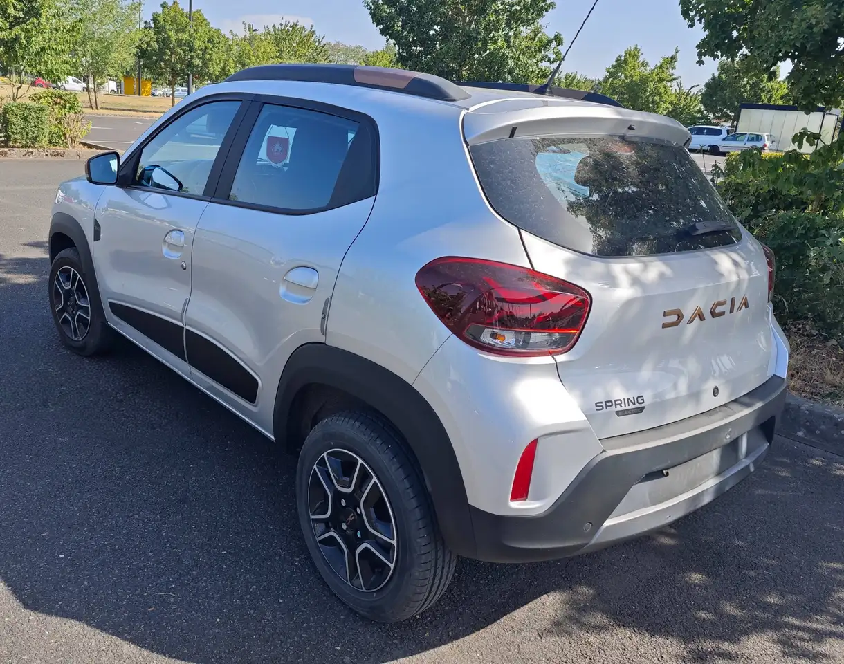 Dacia Spring expression