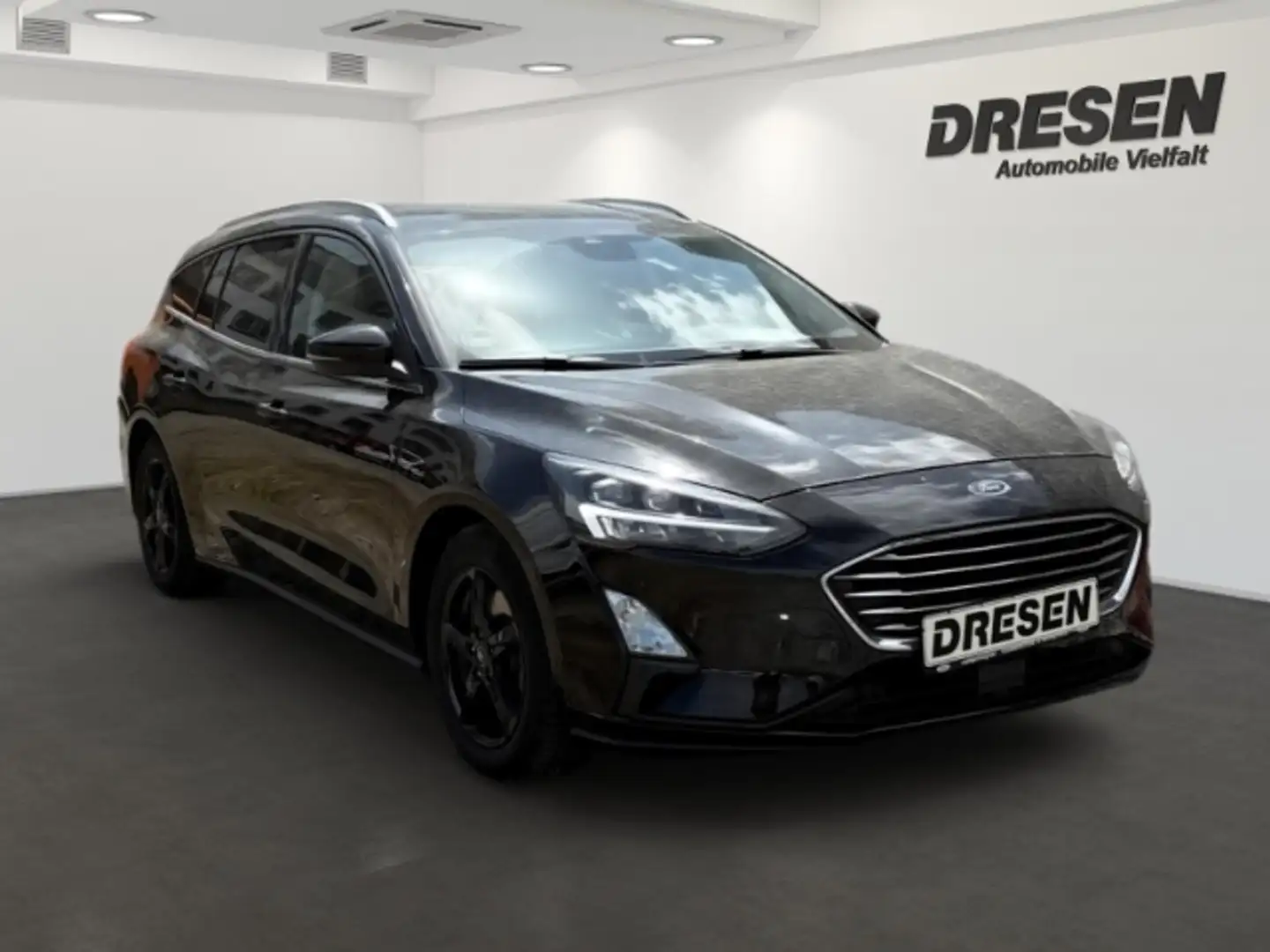 Ford Focus Titanium Turnier 2.0 EcoBlue Navi LED ACC El. Heck Schwarz - 2