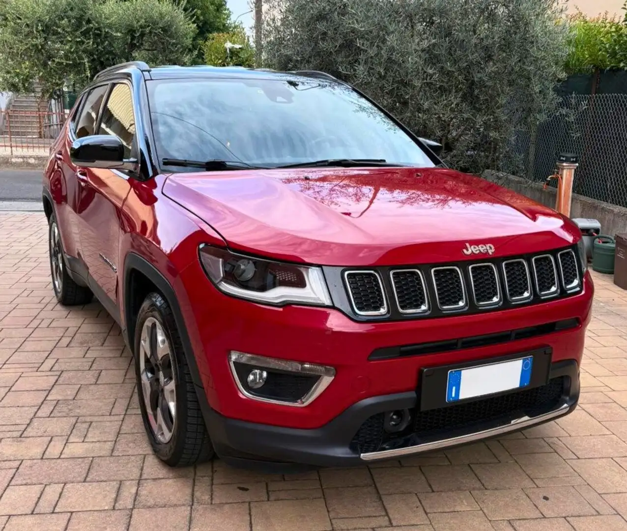 Jeep Compass Compass 1.6 mjt Limited 2wd 120cv my19 Rosso - 1