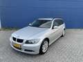 BMW 330 320i High Executive • 6-Bak • Leer • Airco Gris - thumbnail 1