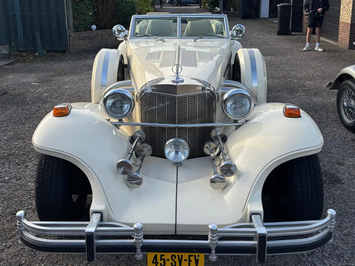 Oldtimer Excalibur Phaeton V Weiß - 2