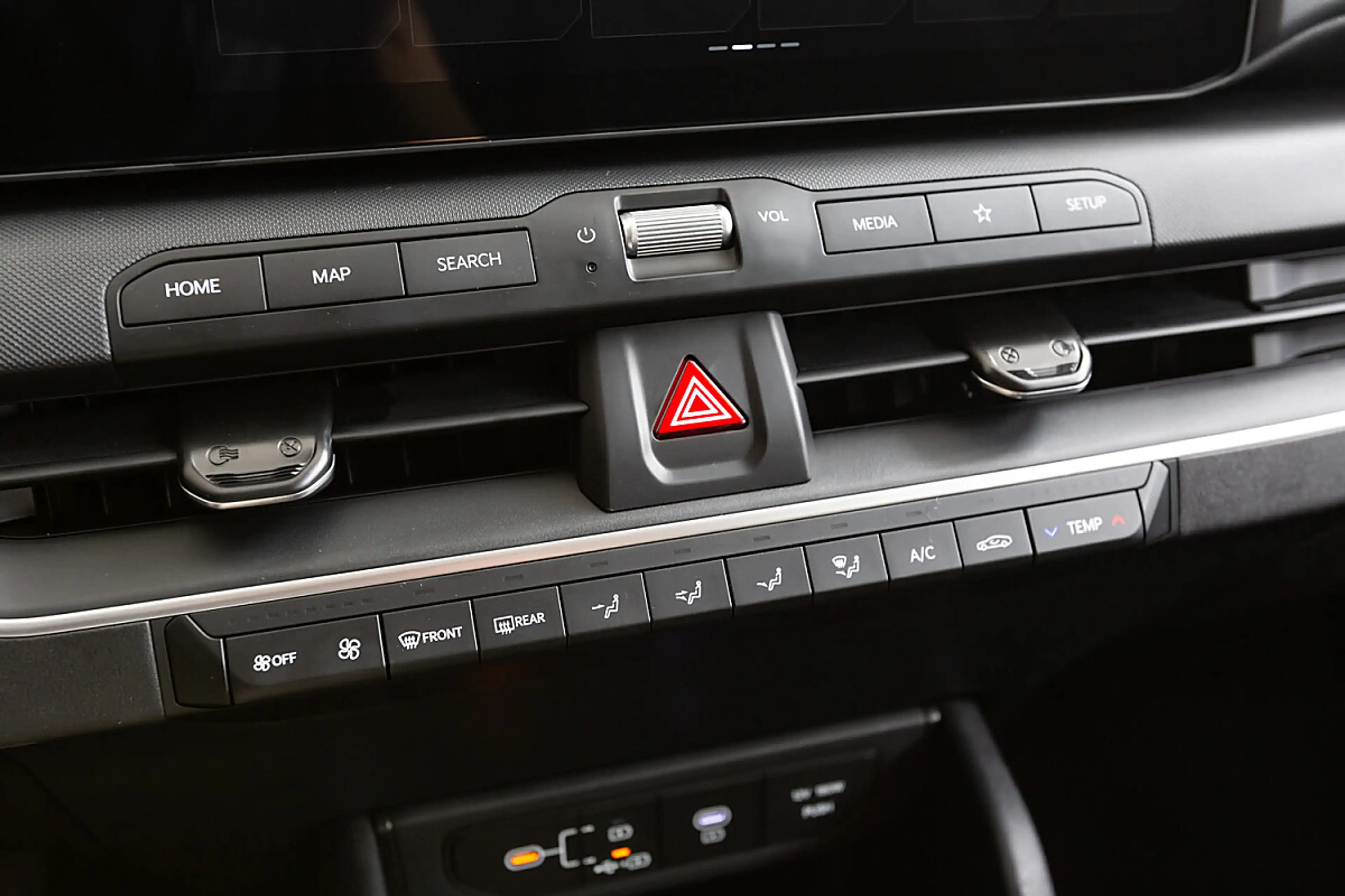 Kia K4 1,0 TGDI Titan — photo 9