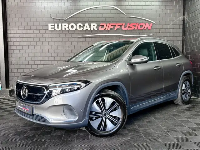 Mercedes-Benz EQA 250 71KWH BUSINESS LINE AUTO *CAM* ACC * HAYON *