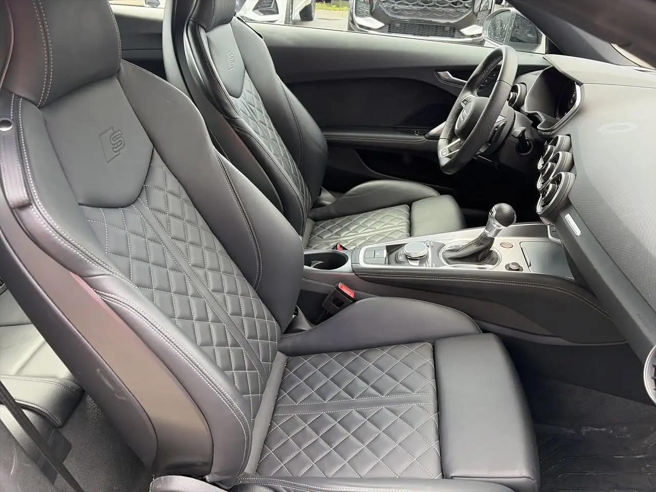 Audi TTS photo Audi TTS