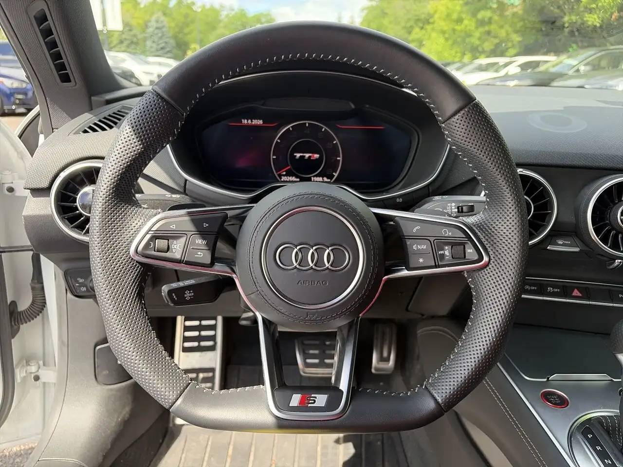 Audi TTS photo Audi TTS