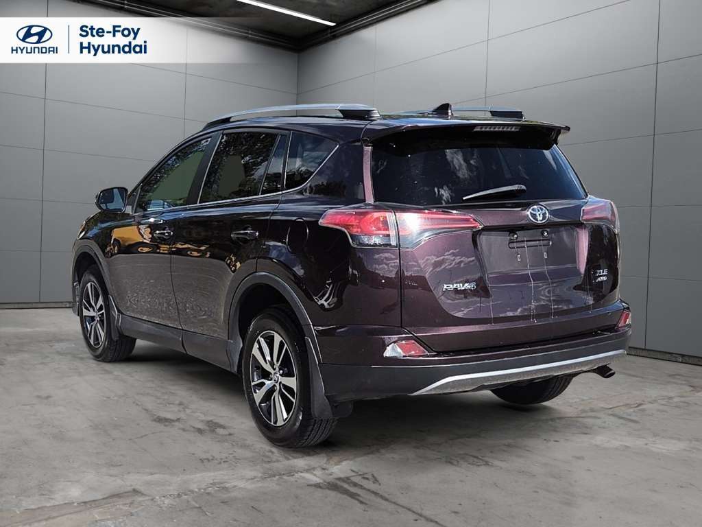 2018 Toyota RAV4 XLE | SIÈGES & VOLANT CHAUFFANTS | JAMAIS ACC — снимка 1